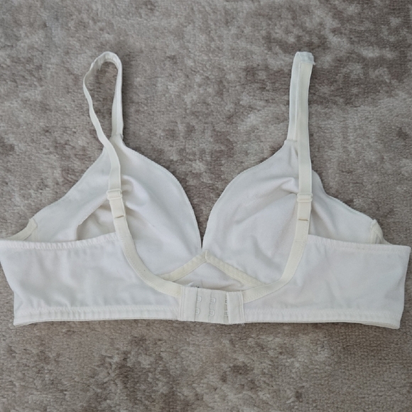 Natori White Triangle Bra Intimates & Sleepwear Size 38C - Picture 2 of 5